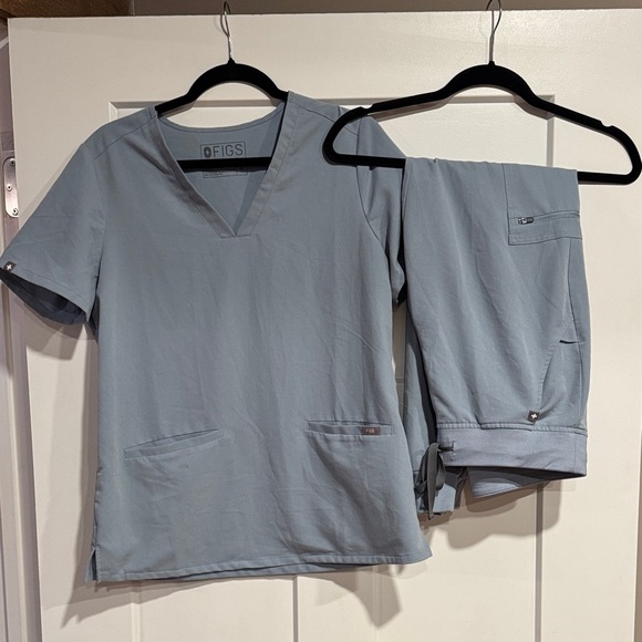 Figs Other - Figs Dusty Blue Scrub Set